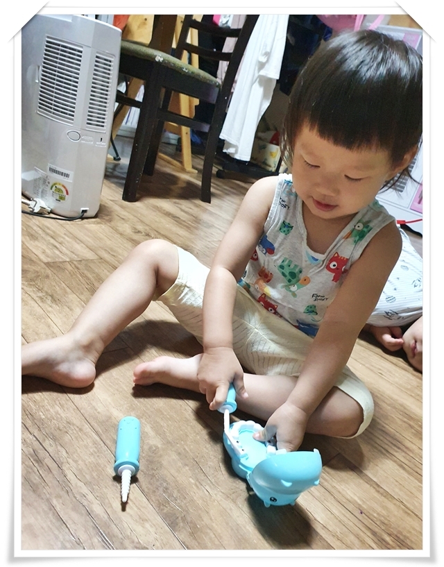 輼.jpg